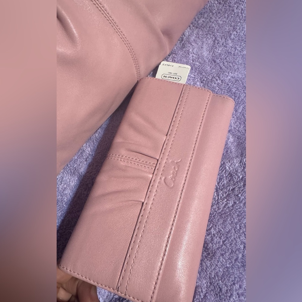 Coach Blush Pink Women's Leather Wallet